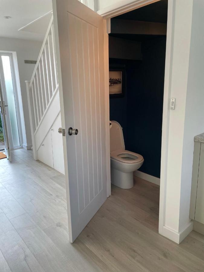 Villa The Bolt Hole Hythe Panoramic Coast And Sea Views Exterior foto